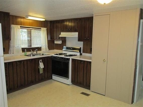 3rd image of W5981 Camden Dr