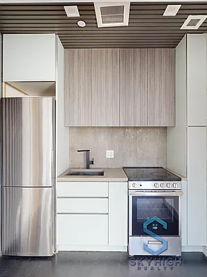 Rented by Skyhigh Realty NYC LLC | media 2