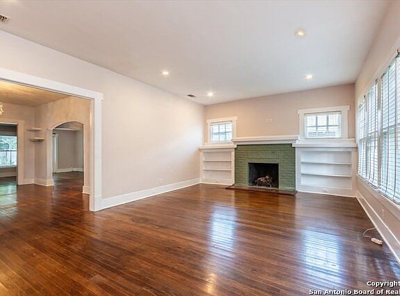 3rd image of 350 Carnahan St