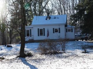 366 Pendleton Hill Rd, North Stonington, CT 06359