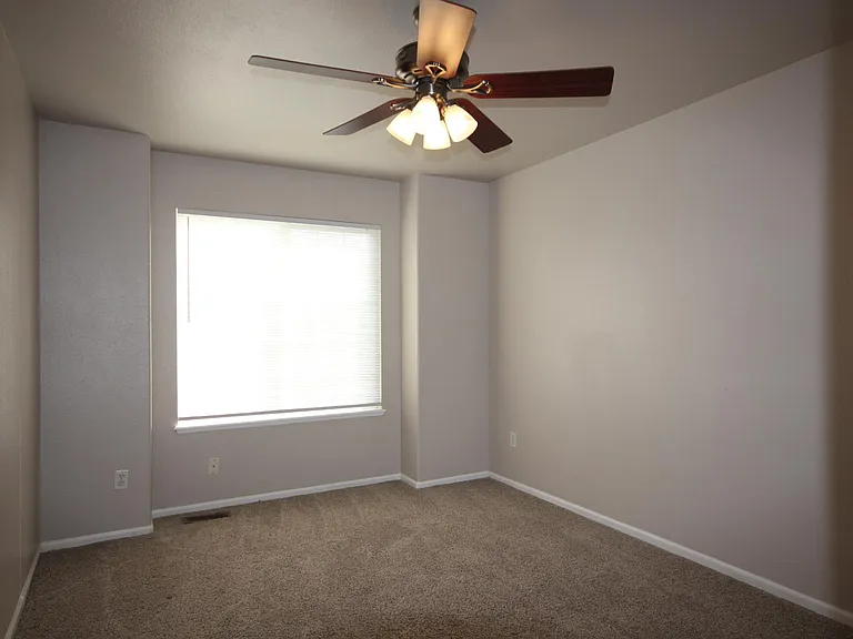4224 Aryshire Ln — Photo 20