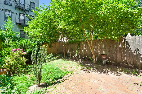 Rented by Brown Harris Stevens | media 20