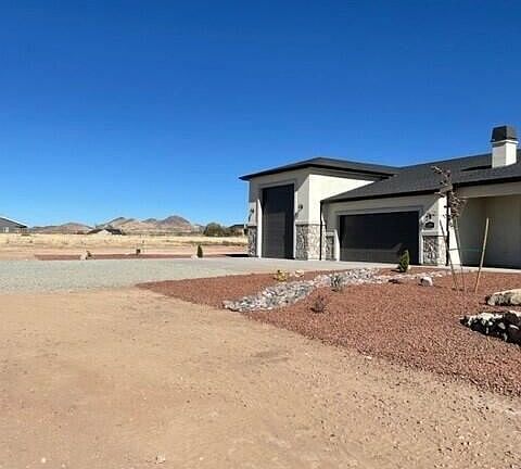 3rd image of 11535 N Desha Dr