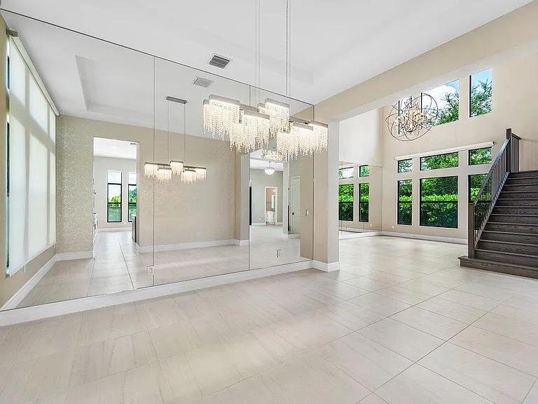 17185 Ludovica Ln — Photo 10