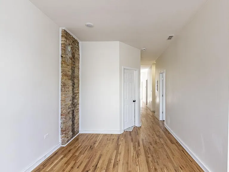 1638 W 18th Pl #2R — Photo 5