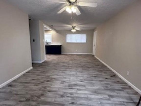 2nd image of 1921 N Gila Dr