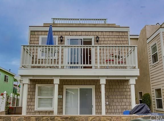2nd image of 123 1/2 33rd St