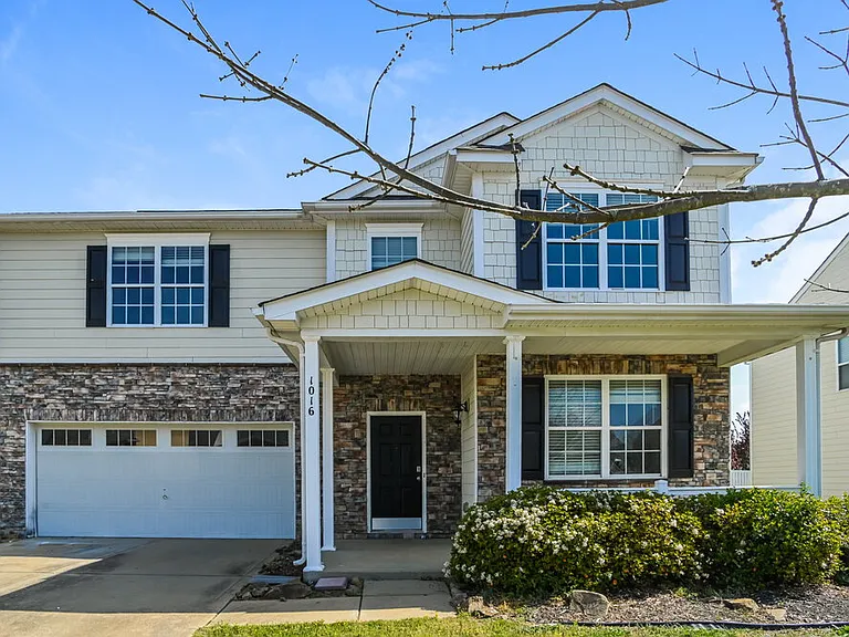 1016 Yellow Bee Rd — Photo 1
