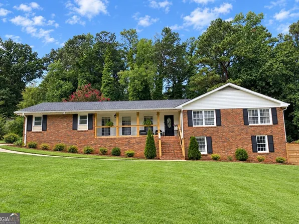 2323 Cambridge St, Snellville, GA 30078