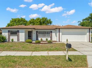 5053 Gardendale Ln, New Port Richey, FL 34653