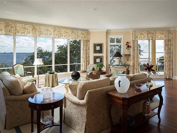 5th image of 4201 Bayshore Blvd Unit 504