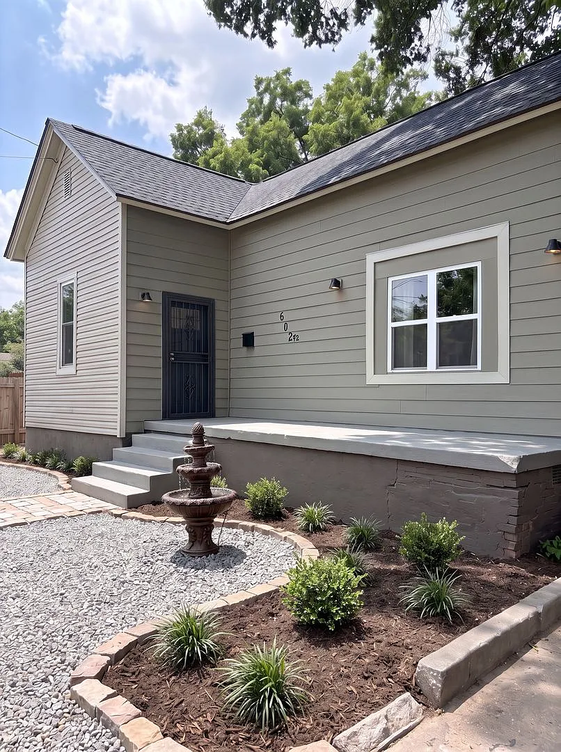 Spacious 5-Bedroom Home in Memphis Available Now! — Photo 2