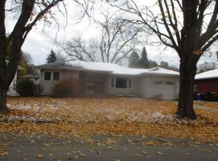 225 E Ogden St, Capron, IL 61012