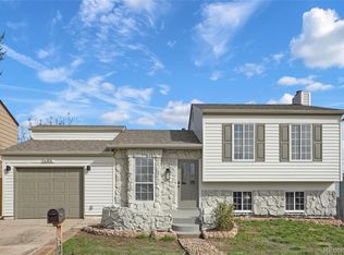 1686 Genoa St, Aurora, CO 80011