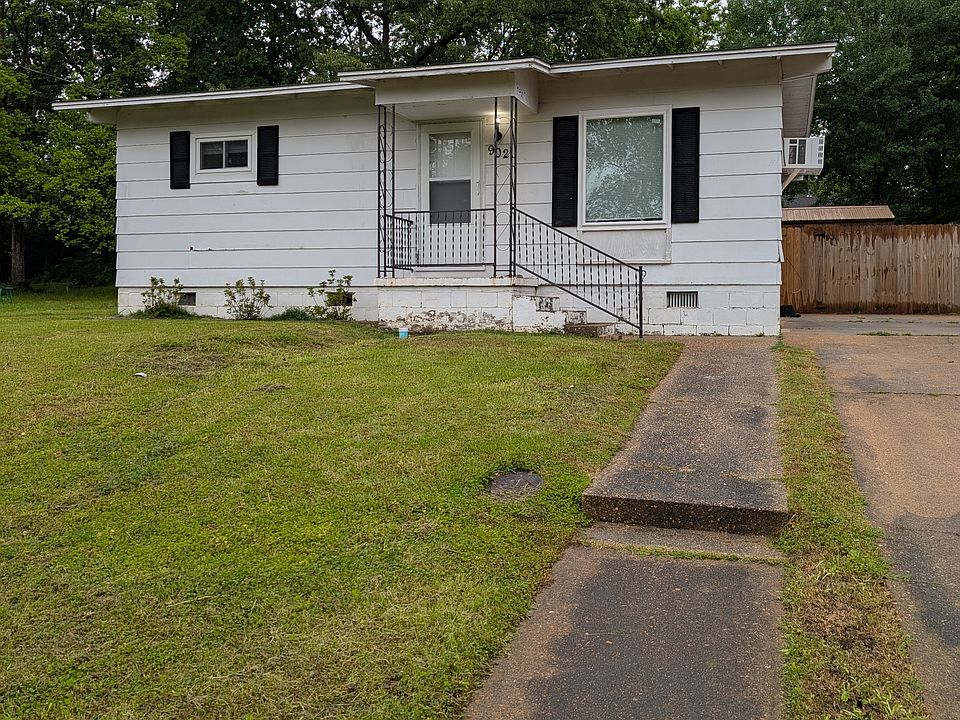 1st image of 902 Owens Ave