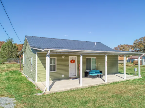 536 Cedar St, Mount Carmel, TN 37645