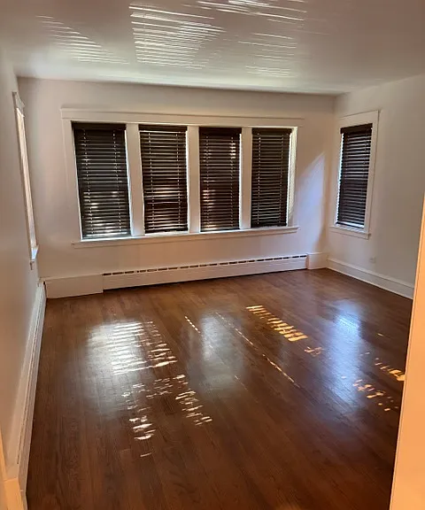 1847 Wesley Ave — Photo 17