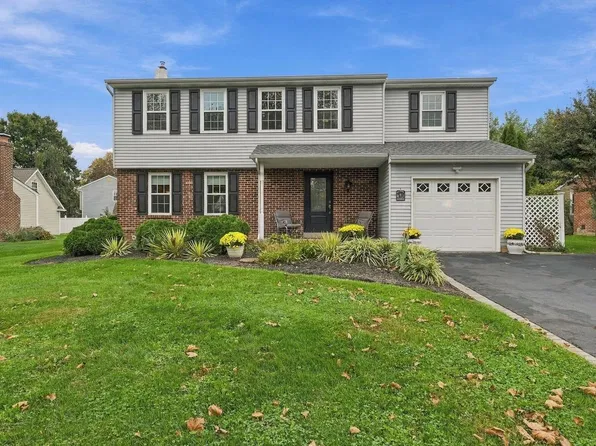 88 Argyle Rd, Langhorne, PA 19047