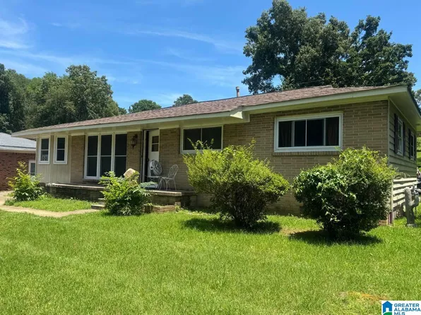 2226 Shade Ave, Florence, AL 35630