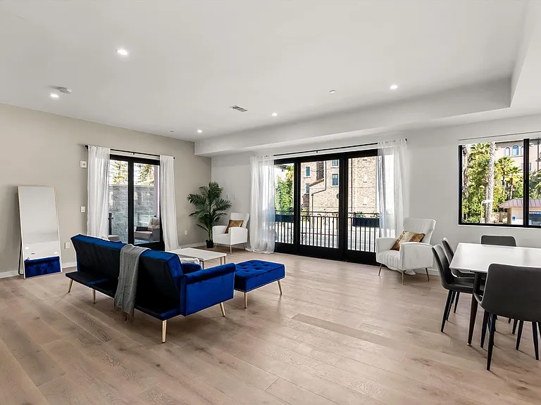 908 Woodside Rd — Photo 23