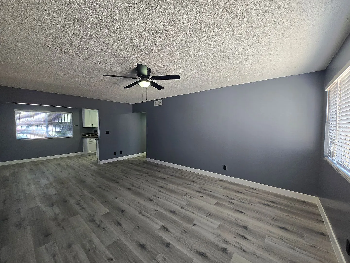 3240 Michael — Photo 2