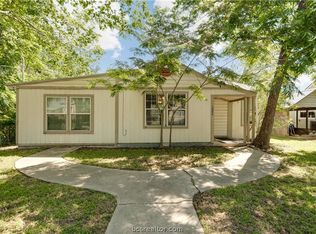 1204 E 28th St, Bryan, TX 77803
