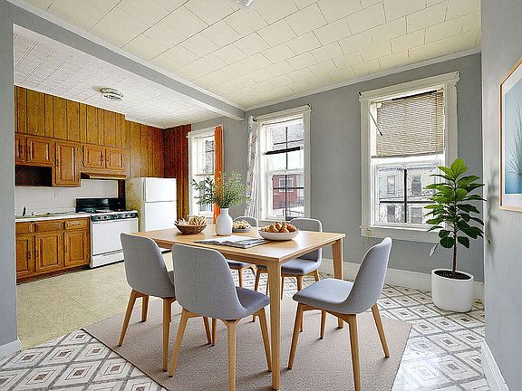 4th image of 637 48th St