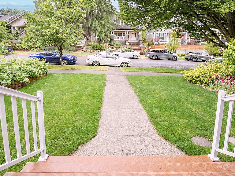 1130 18th Ave E #A — Photo 20