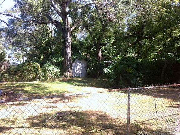 Back/side yard