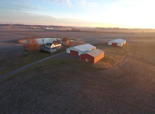 9088 S 25 W, Haubstadt, IN 47639