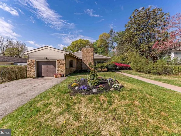 266 Tomkenn Rd, Wynnewood, PA 19096