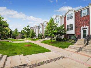 5204 Scott Trl, Robbinsdale, MN 55422