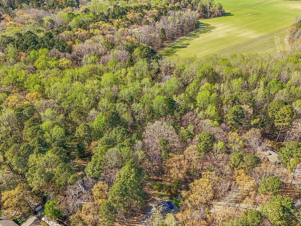 2nd image of 429 Holly Oak Ct Lot 10
