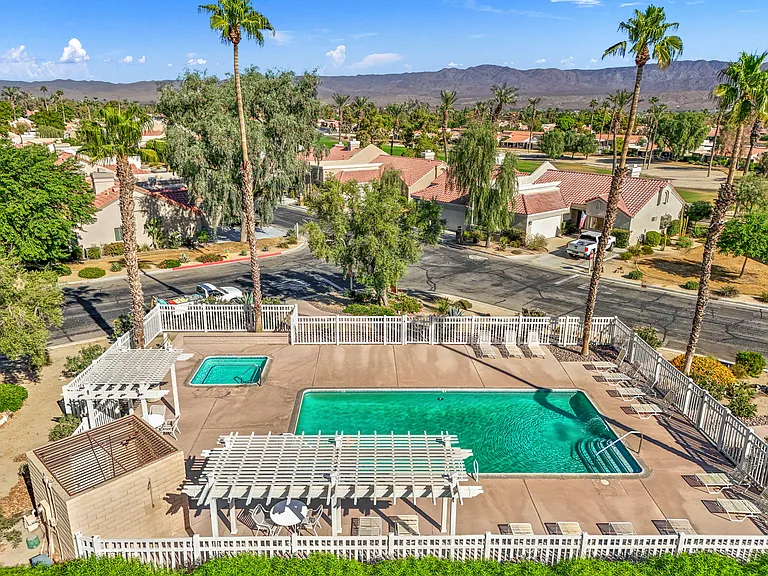 77116 Pauma Valley Way — Photo 38
