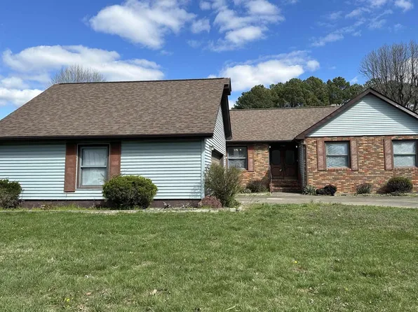 1304 Whisper Way, Benton, IL 62812