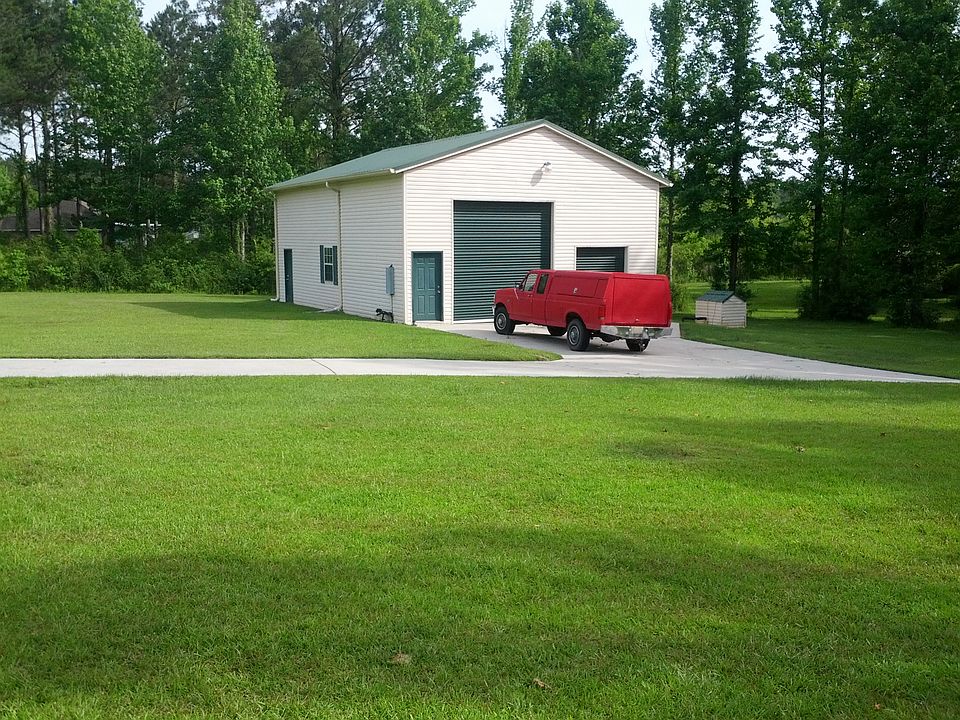 Entrance to garage