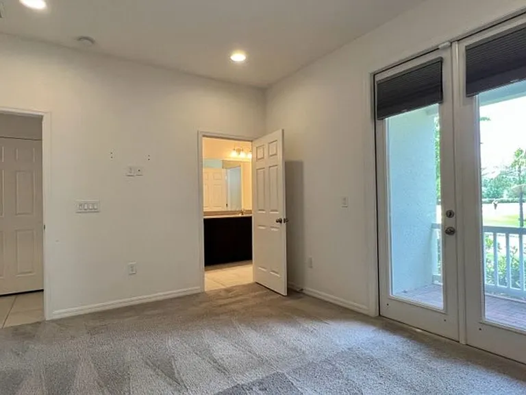 7670 Bowery Dr — Photo 11