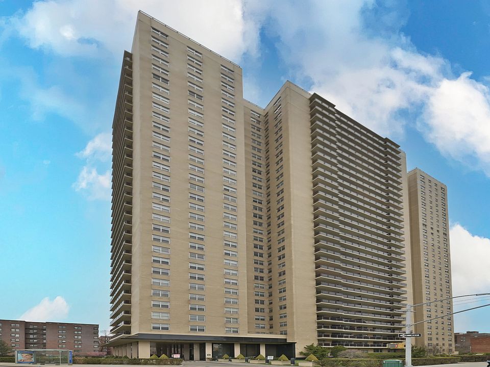 1st image of 110-11 Queens Blvd #31K
