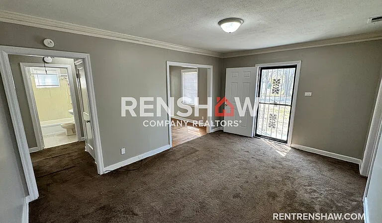 992 Wrenwood St — Photo 3