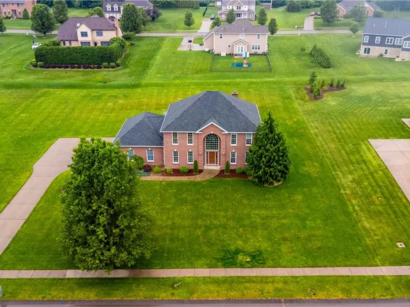 206 Fox Hollow Dr, Butler, PA 16001