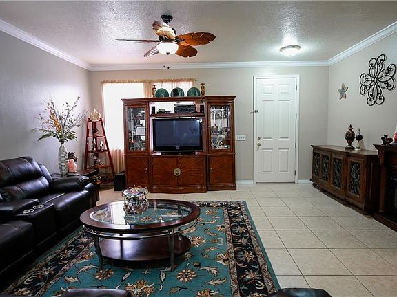 5th image of 2444 Brownwood Dr