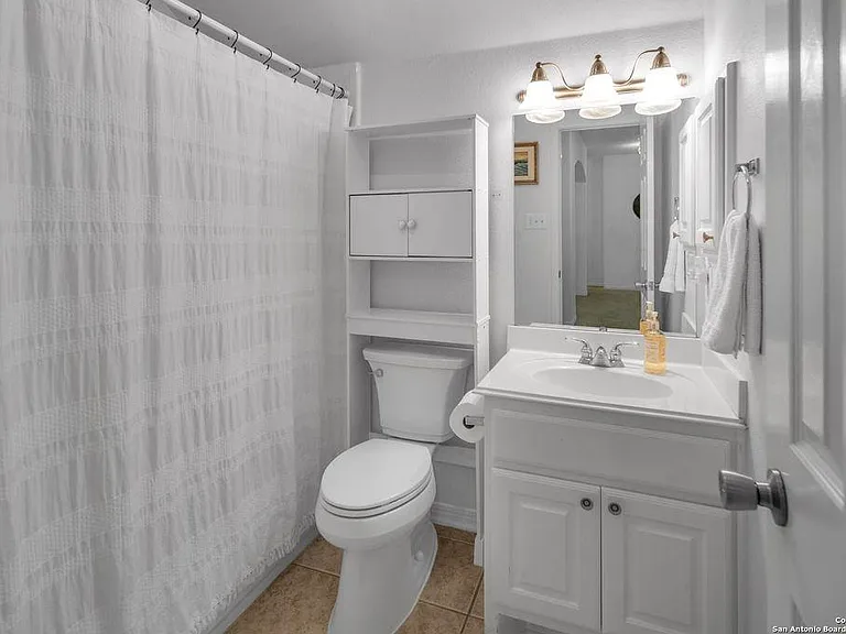 26022 Cuyahoga Cir — Photo 28