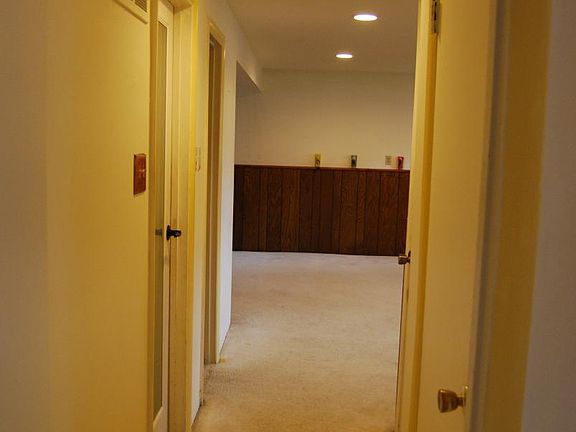 Hall way
