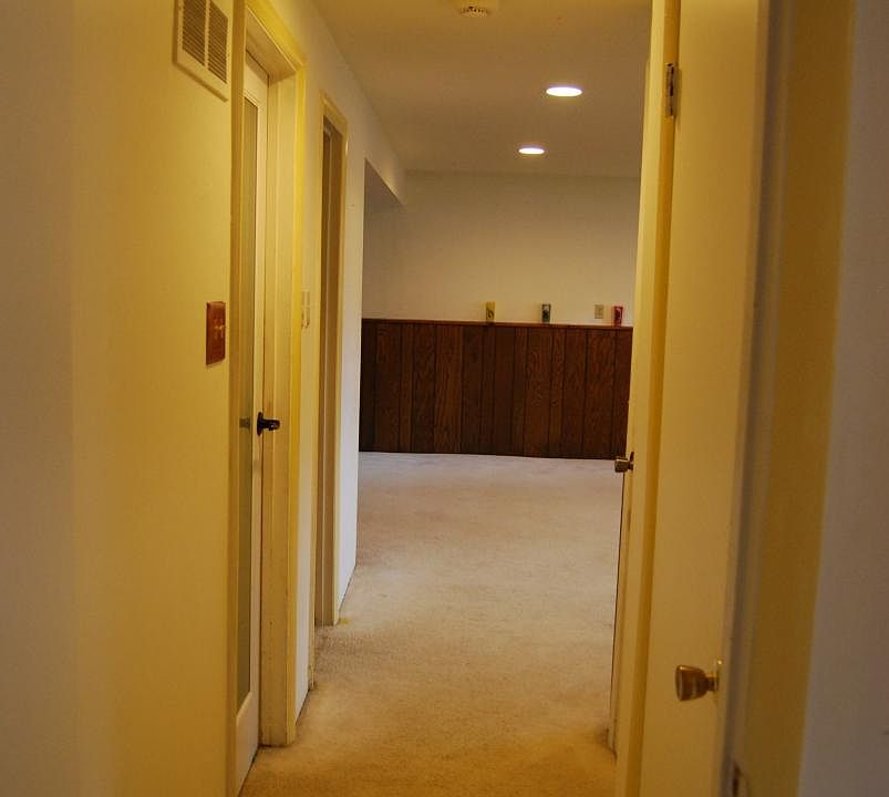 Hall way
