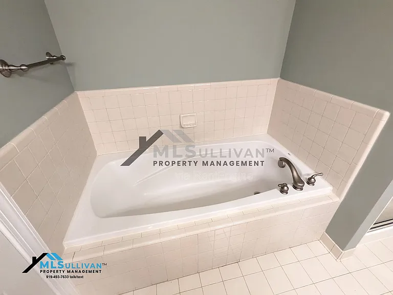 1114 Arborgate Cir — Photo 16