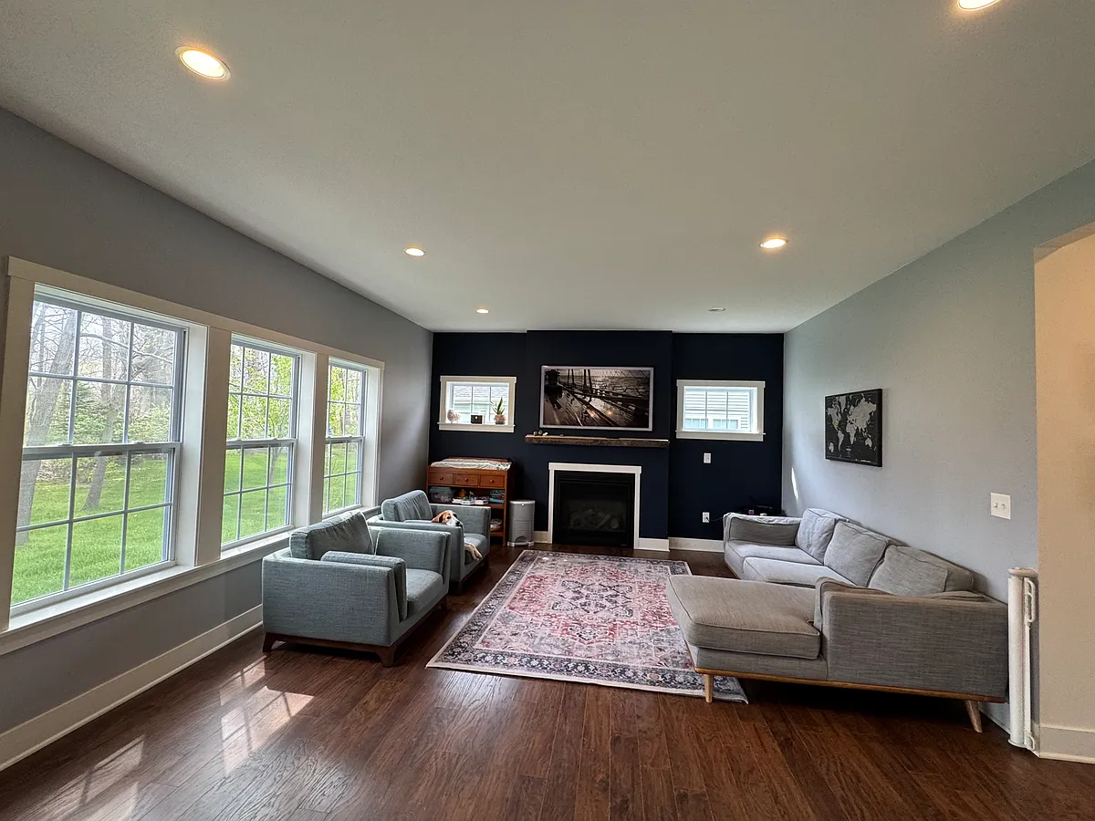 Building Photo - 16053 River Ridge Trl