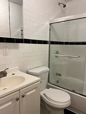 Rented by Compass | media 16