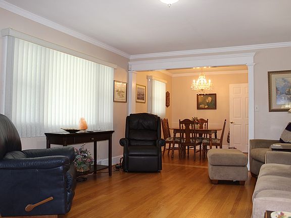 5th image of 230 Northmont Blvd