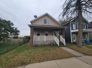 1421 W 4th St, Davenport, IA