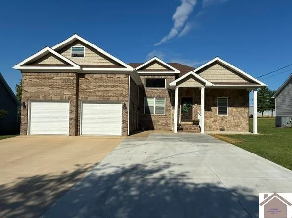 205 Fairview Dr, Mayfield, KY 42066